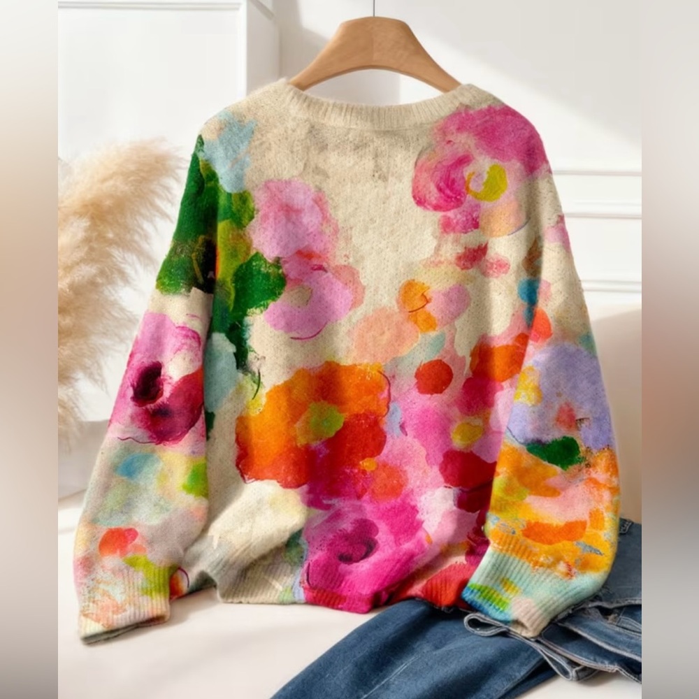 BEST SELLER! LIMITED QUANTITIES! Watercolor Floral Sweater
English Country Gardn
